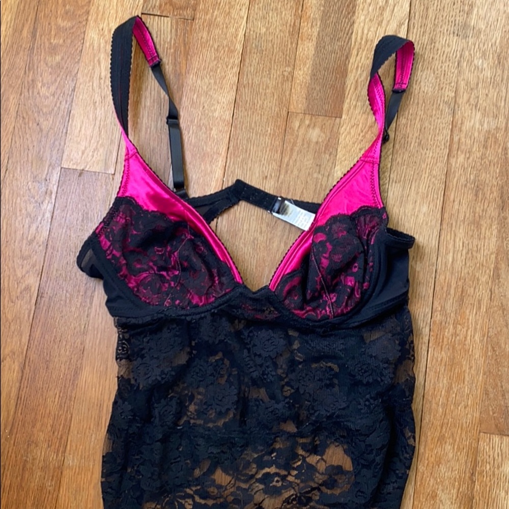 Bustier black lace hot pink 34 c